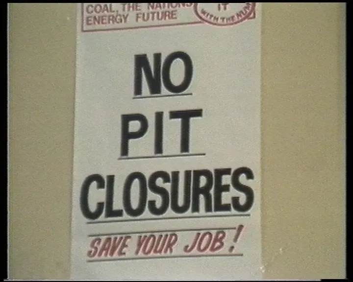 Image of a sign that reads: "No Pit Closures Save Your Job!"